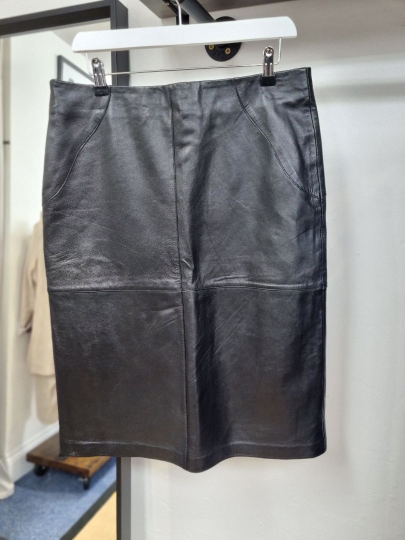 Helium Black Leather Skirt - Size 16