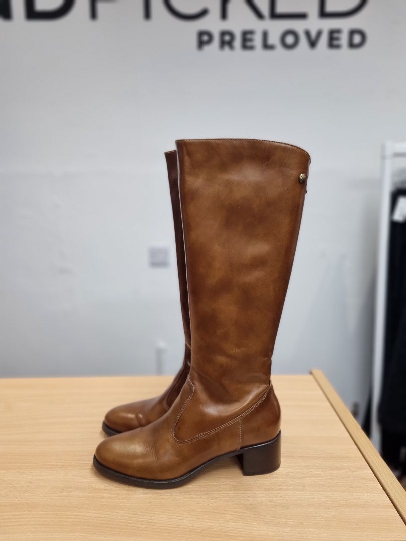 Nero Giardini Brown Knee High Boots - Size 8