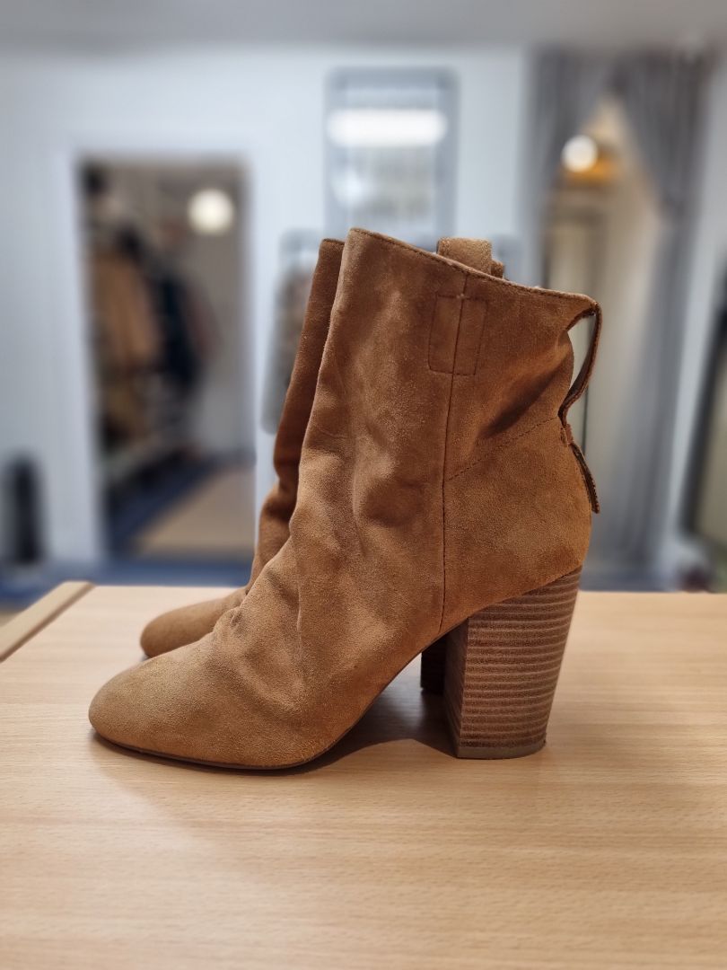 French Connection Beige Slouch Ankle Boots - Size 6