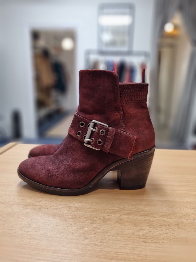 MJUS Maroon Red Heeled Ankle Boots - Size 5