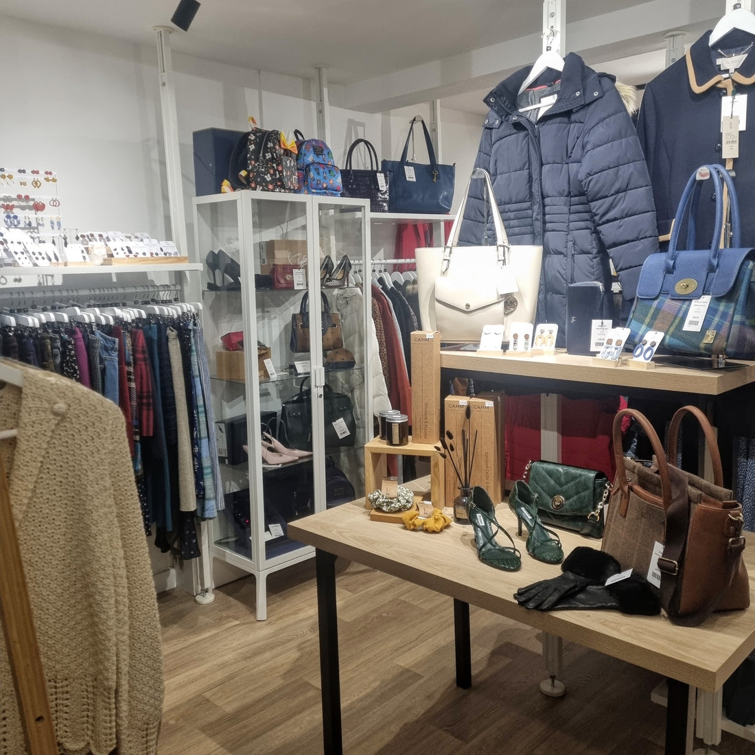 Handpicked preloved shop with winter coats and an autumn range 