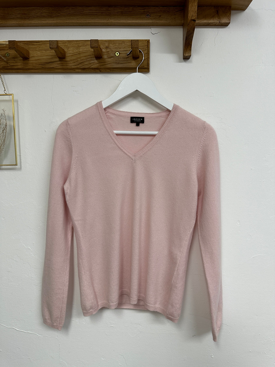 Jaeger Light Pink Cashmere V-Neck Jumper - Size M