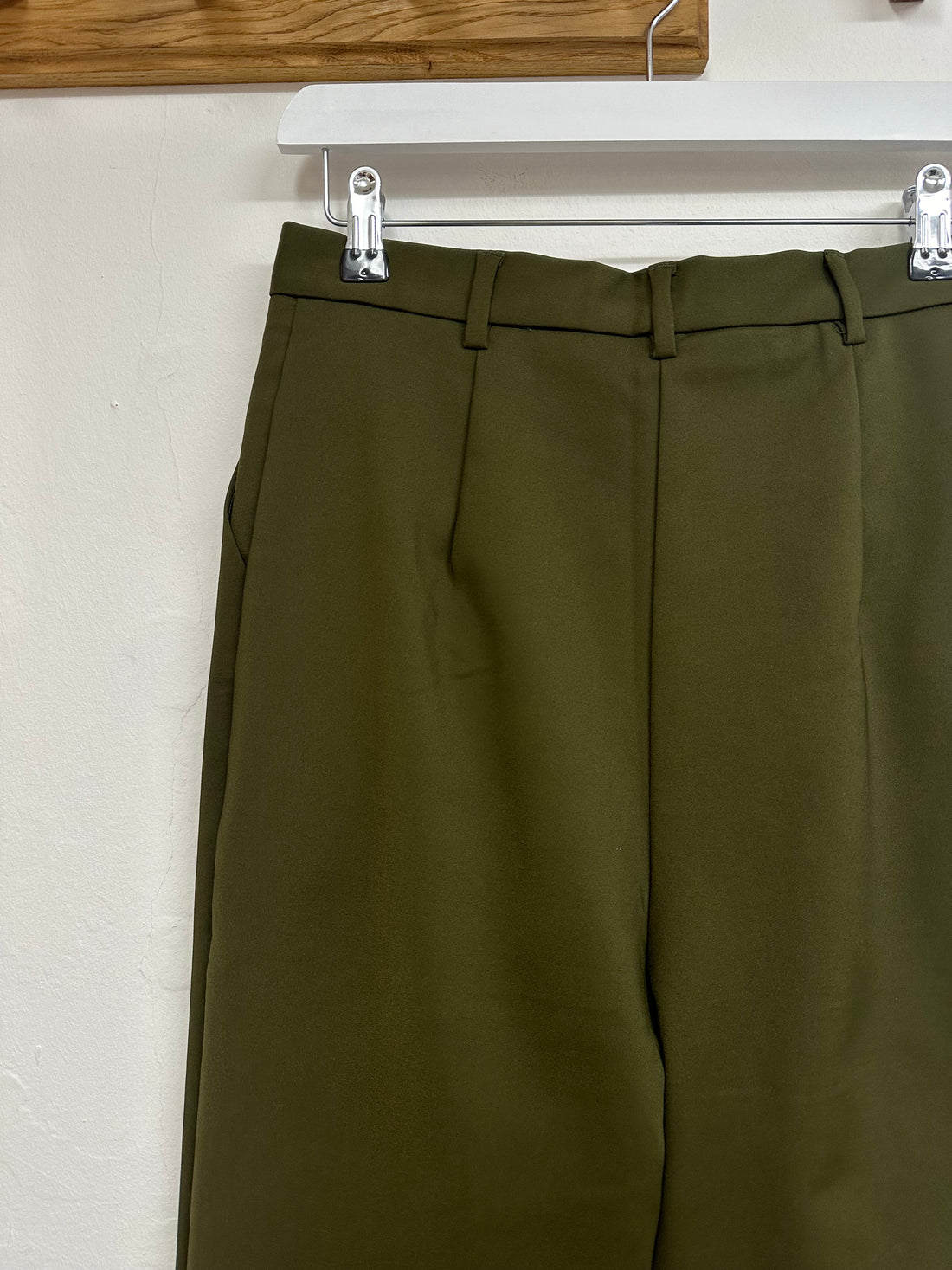 Sundarbay Khaki Green Tapered High Waisted Trousers - Size 10