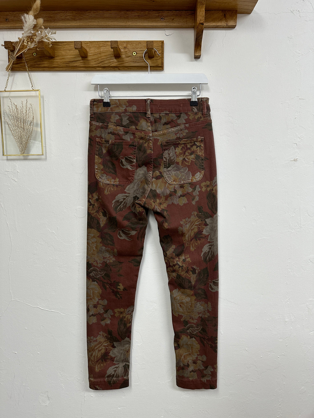 Pilcro & the Letterpress Burgundy Floral Skinny Jeans - Size 10