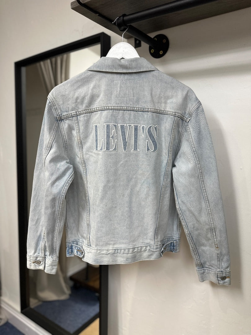 Levis Blue Denim Logo Trucker Jacket - Size M