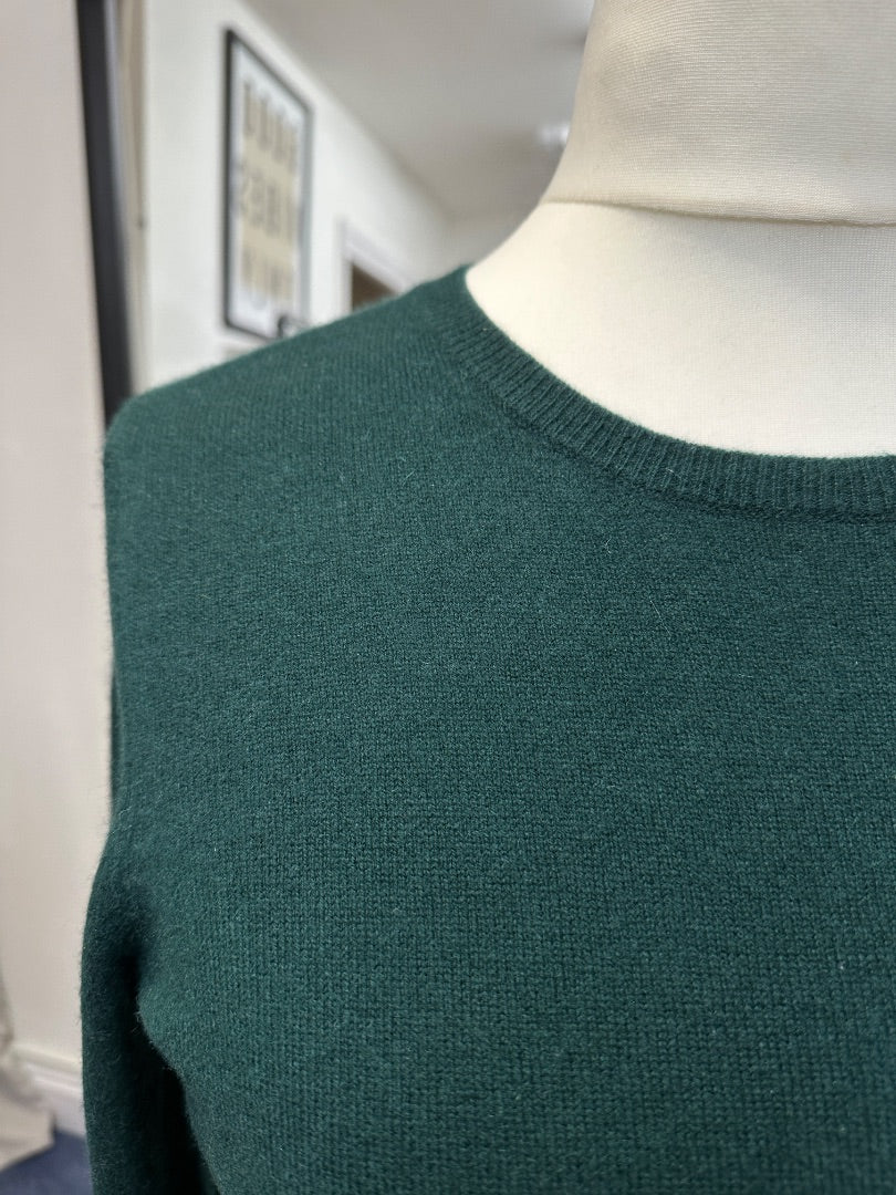 Marks & Spencer Green Cashmere Fine Knit Round Neck Jumper - Size 16