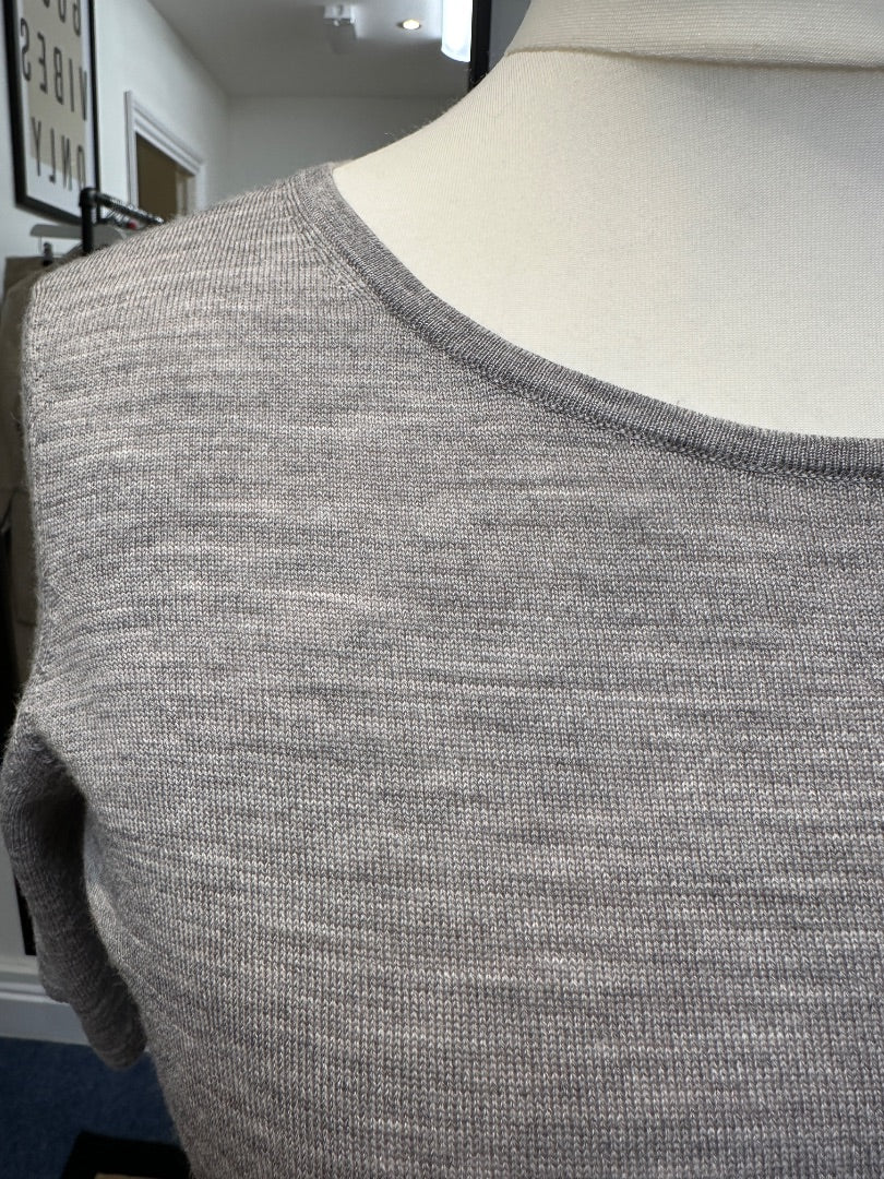 Uniqlo Grey Wool Jumper - Size L