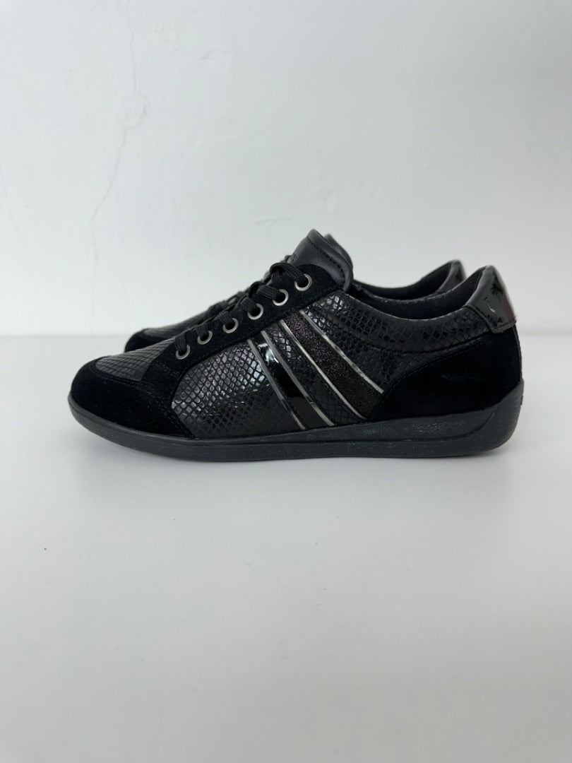 Geox Black Respira Black Zip/Lace Trainers - Size 5